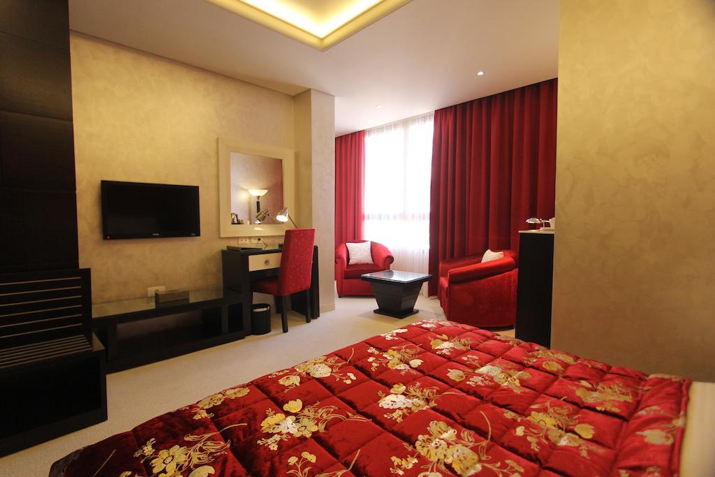 Elite Hotel & Spa Beirut Esterno foto