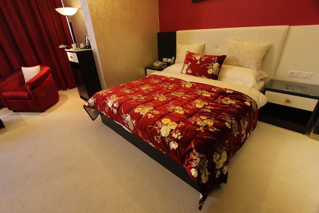 Elite Hotel & Spa Beirut Esterno foto